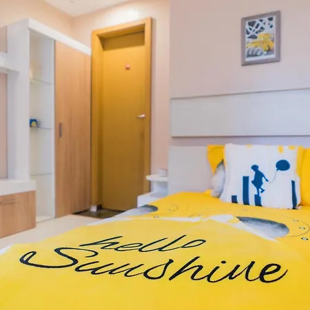 Cozy Maisonette With 2 Bathrooms In Center