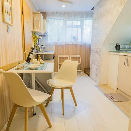 דירה Cozy Maisonette With 2 Bathrooms In Center וארנה